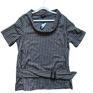 Reitmans NEW Vintage Y2K Black and White Fitted Blouse with Peter Pan Collar 1X